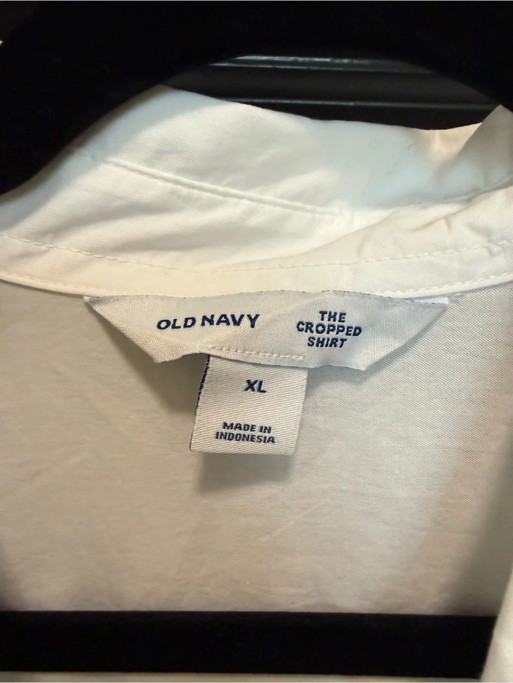 Old Navy White Cropped Scalloped Button-Down Shirt for Women